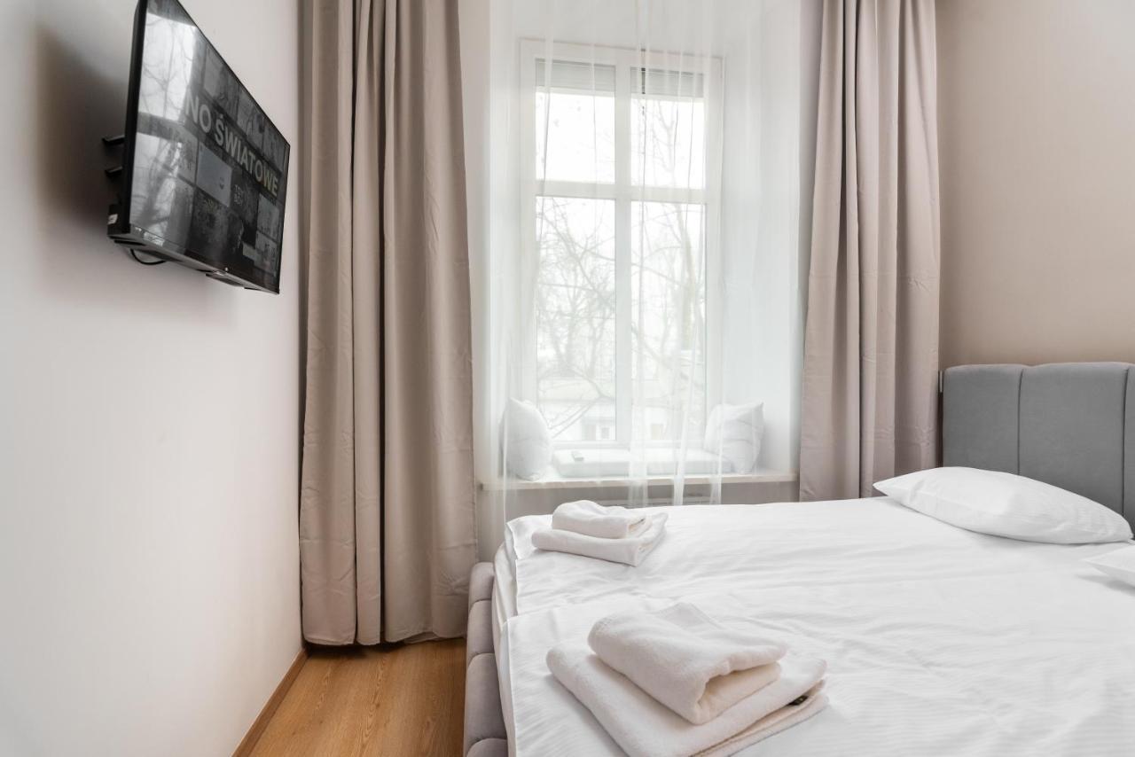Modern Centrally Located Apartments - By Upstairs Красков Екстериор снимка