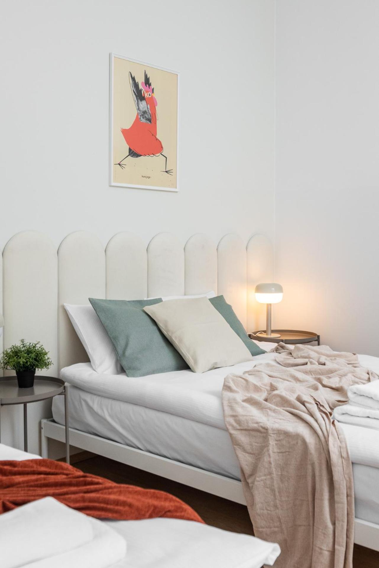 Modern Centrally Located Apartments - By Upstairs Красков Екстериор снимка