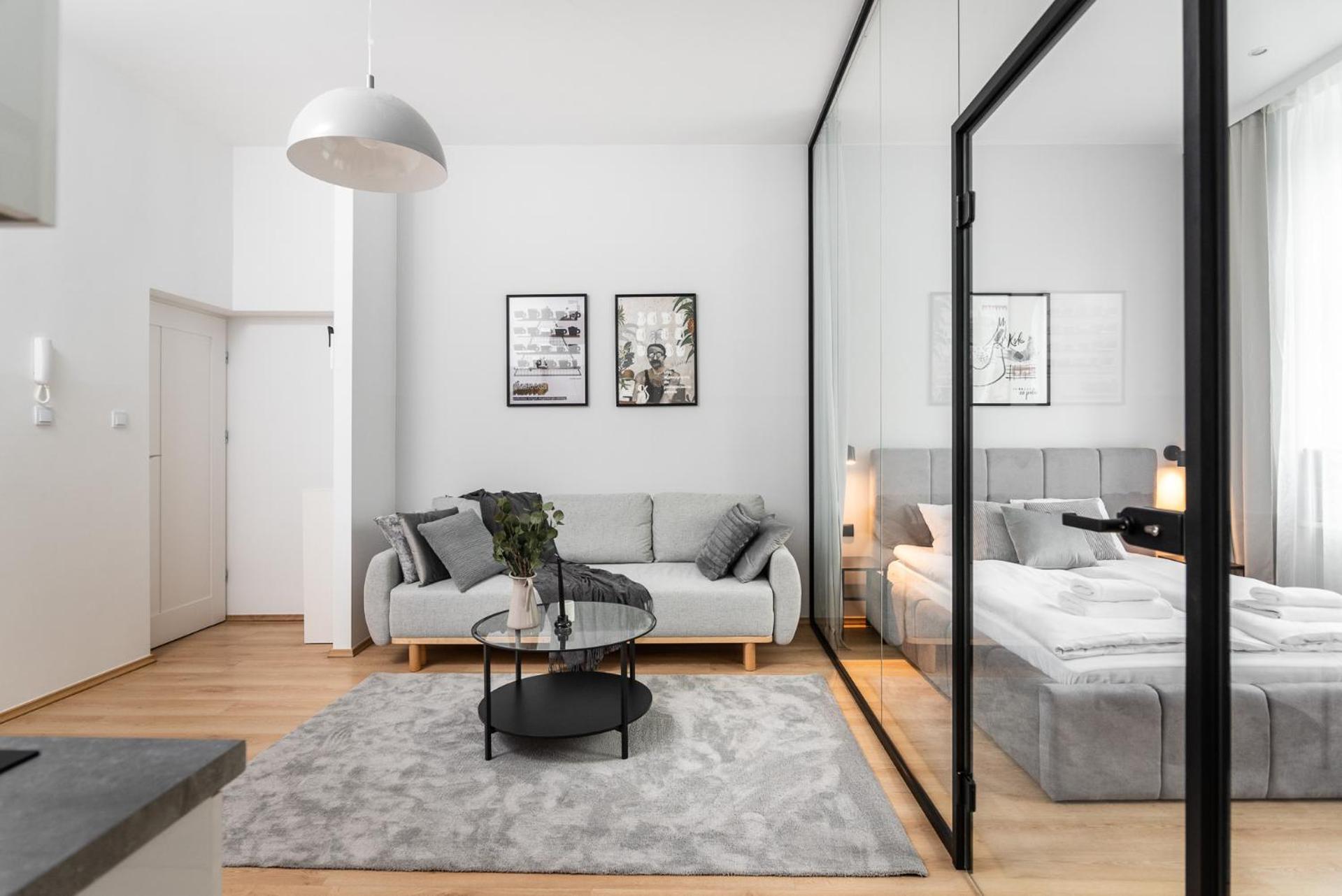 Modern Centrally Located Apartments - By Upstairs Красков Екстериор снимка